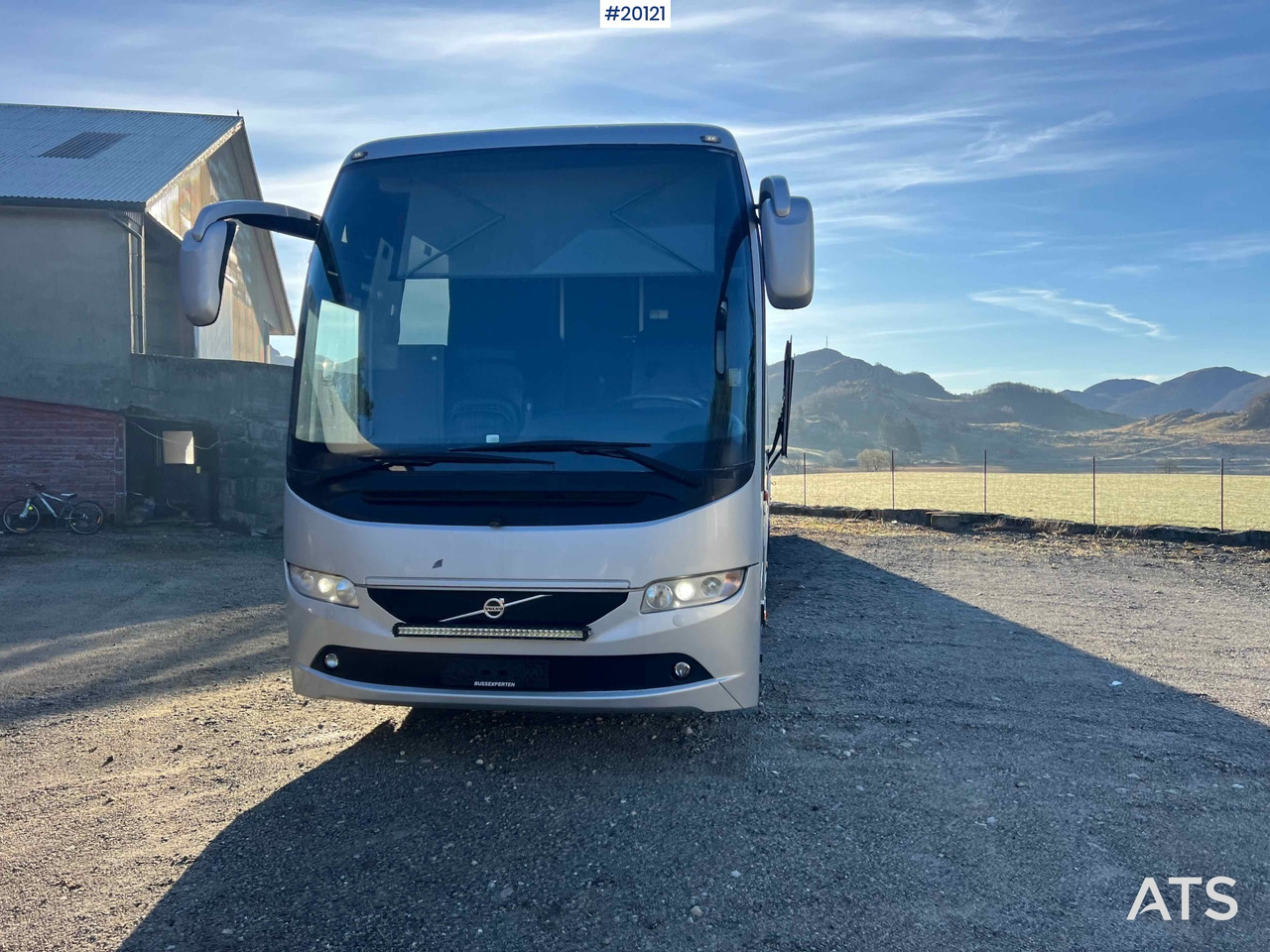 Volvo 9700 B11R Turnebuss m/ sitteplasser til 13+1 og sengeplasser til 12 stk + sovesofa . - مركبة كوتش: صورة 4 Volvo 9700 B11R Turnebuss m/ sitteplasser til 13+1 og sengeplasser til 12 stk + sovesofa . - مركبة كوتش: صورة 4