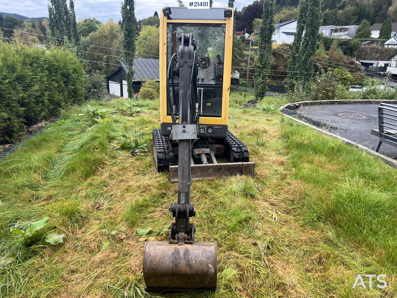 Volvo EC15B - حفارة مُصَّغرة: صورة 3 Volvo EC15B - حفارة مُصَّغرة: صورة 3