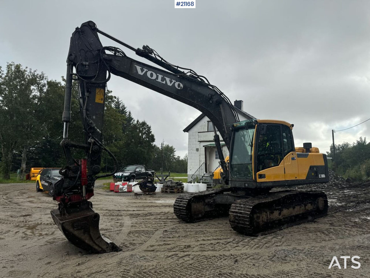 Volvo EC180DL - حفار زحاف: صورة 4 Volvo EC180DL - حفار زحاف: صورة 4
