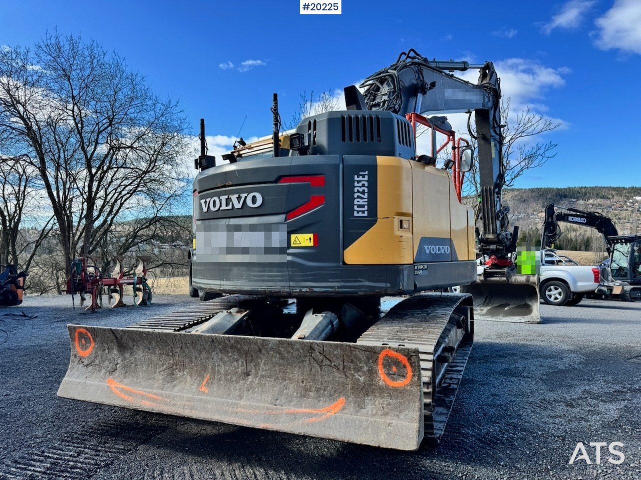 Volvo ECR235 - حفارة: صورة 5 Volvo ECR235 - حفارة: صورة 5