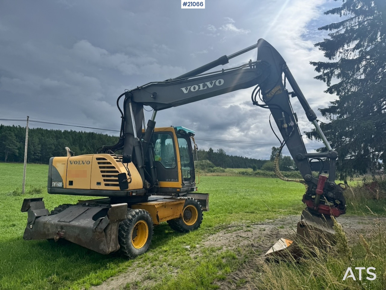 حفارة دولاب Volvo EW150B: صورة 8