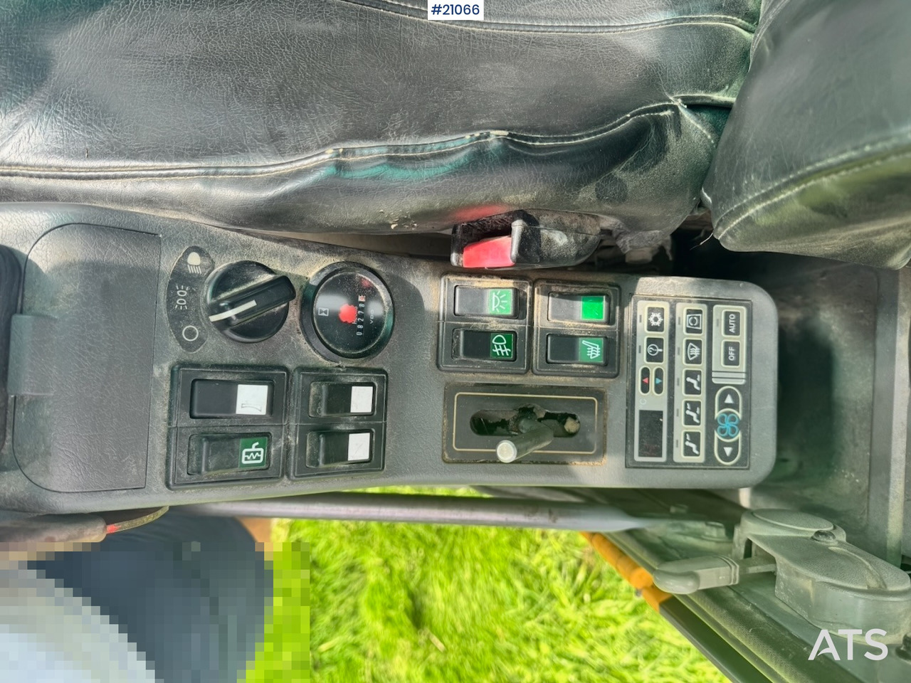 حفارة دولاب Volvo EW150B: صورة 42