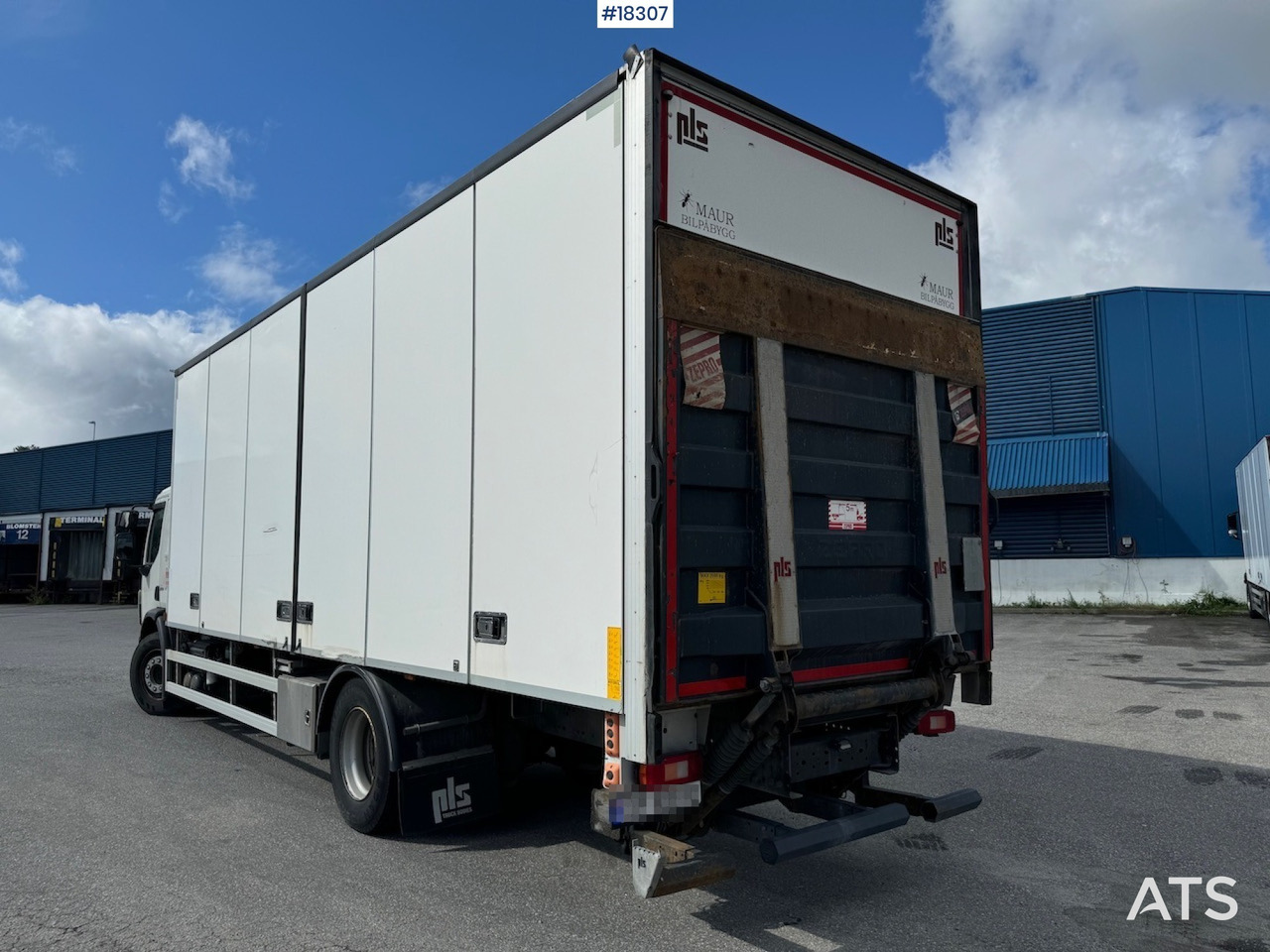 Volvo FE320 - شاحنة مقفلة: صورة 3 Volvo FE320 - شاحنة مقفلة: صورة 3