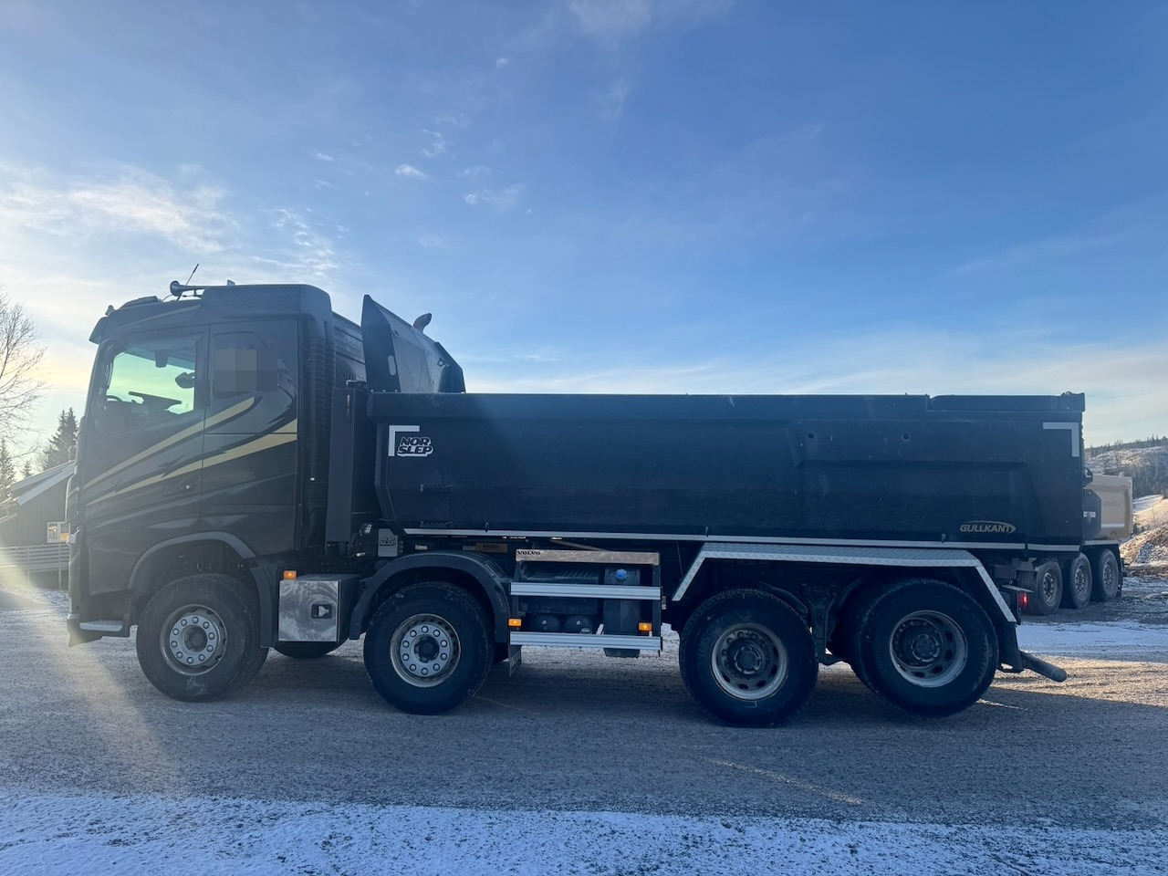 Volvo FH540 8x4 Tippbil. 126 000 km! SE VIDEO - شاحنة قلاب: صورة 3 Volvo FH540 8x4 Tippbil. 126 000 km! SE VIDEO - شاحنة قلاب: صورة 3