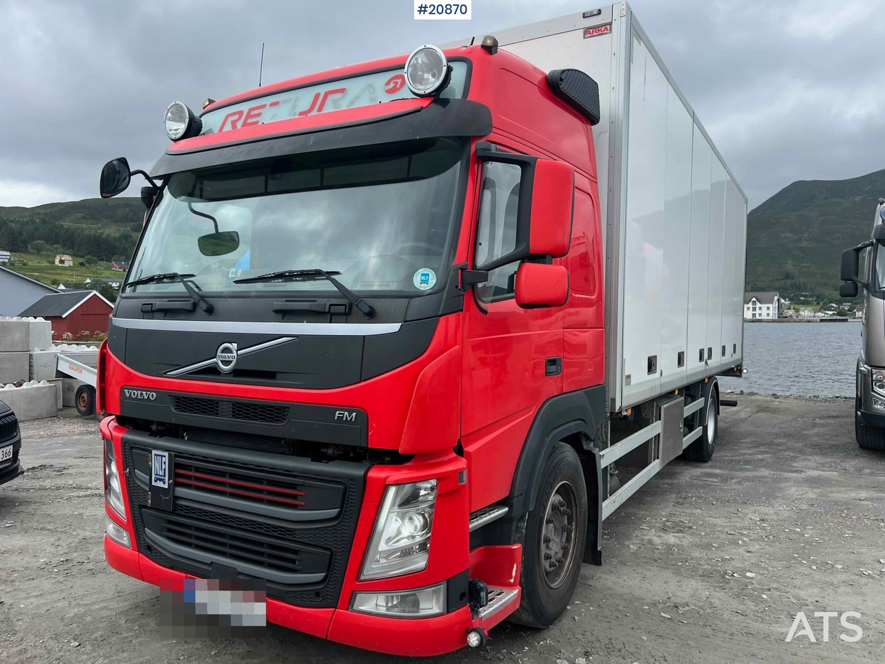 Volvo FM 330 - شاحنة مقفلة: صورة 2 Volvo FM 330 - شاحنة مقفلة: صورة 2