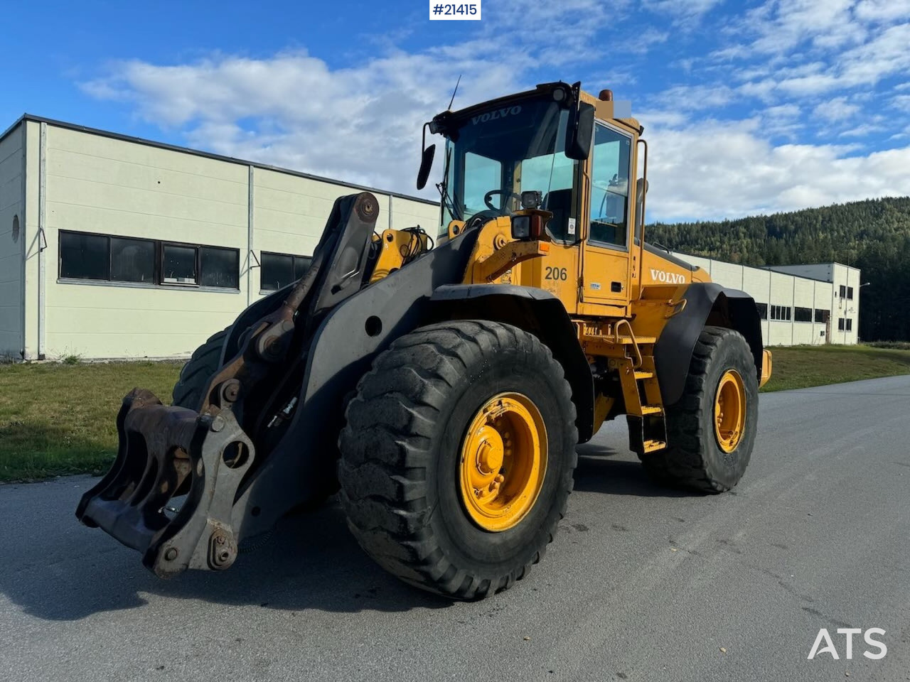 Volvo L110E - اللودر بعجل: صورة 2 Volvo L110E - اللودر بعجل: صورة 2