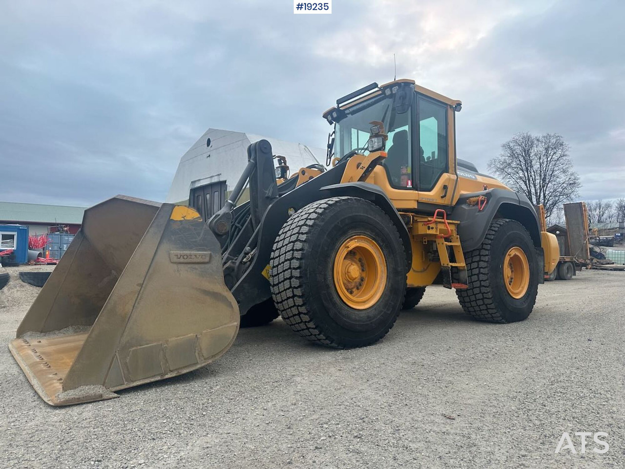 Volvo L110H - اللودر بعجل: صورة 1 Volvo L110H - اللودر بعجل: صورة 1