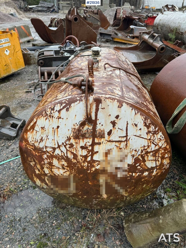 Dieseltanker på 1000l - خزان تخزين: صورة 2 Dieseltanker på 1000l - خزان تخزين: صورة 2