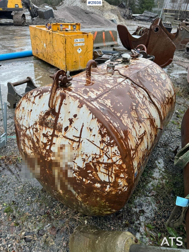 Dieseltanker på 1000l - خزان تخزين: صورة 3 Dieseltanker på 1000l - خزان تخزين: صورة 3