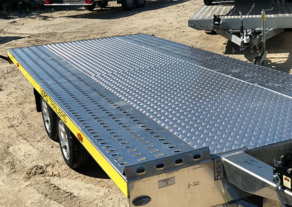 Boro NOWA LAWETA Merkury ALUMINIOWY 4,5m! - مقطورة شحن نقل السيارات: صورة 4 Boro NOWA LAWETA Merkury ALUMINIOWY 4,5m! - مقطورة شحن نقل السيارات: صورة 4