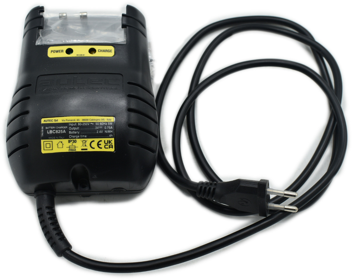 Autec original charger LBC825A - النظام الكهربائي - ونش كرين: صورة 5 Autec original charger LBC825A - النظام الكهربائي - ونش كرين: صورة 5