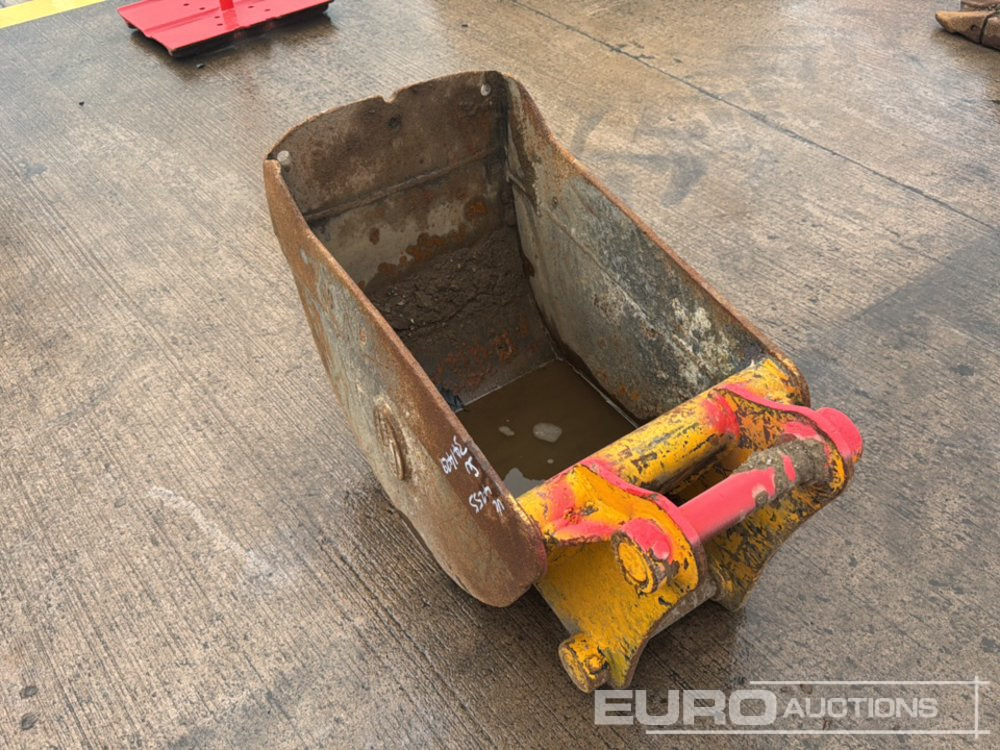 18" Strickland Digging Bucket 45mm Pin to suit 4-6 Ton Excavator - بكت: صورة 2 18" Strickland Digging Bucket 45mm Pin to suit 4-6 Ton Excavator - بكت: صورة 2
