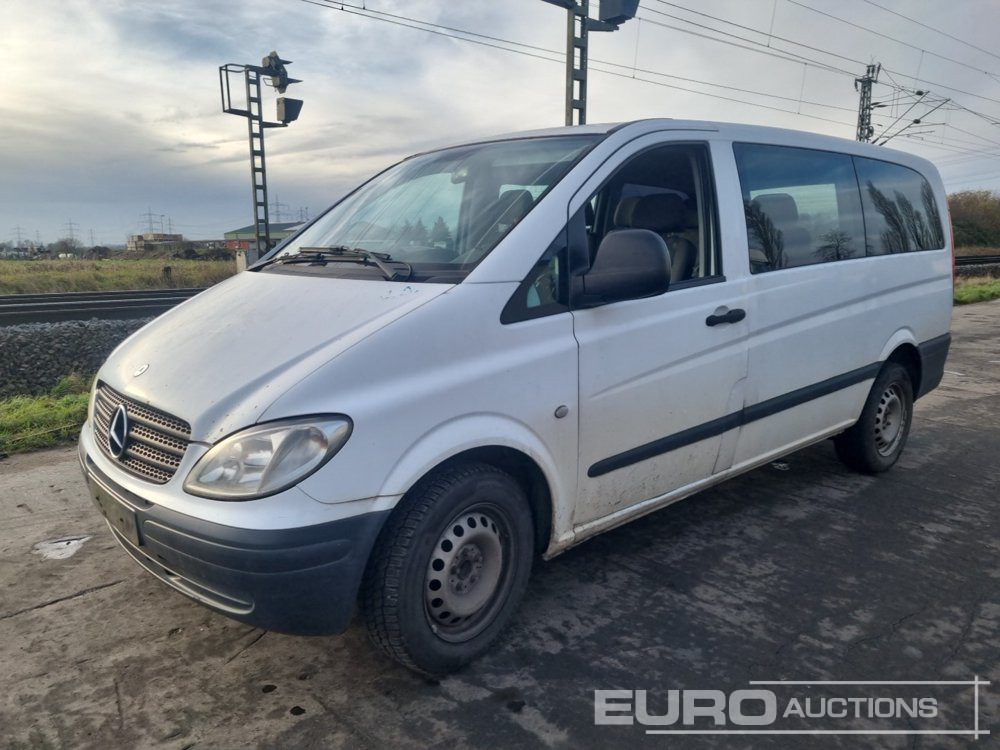 2005 Mercedes Benz Vito - الشاحنات الصغيرة كابينة مزدوجة: صورة 1 2005 Mercedes Benz Vito - الشاحنات الصغيرة كابينة مزدوجة: صورة 1