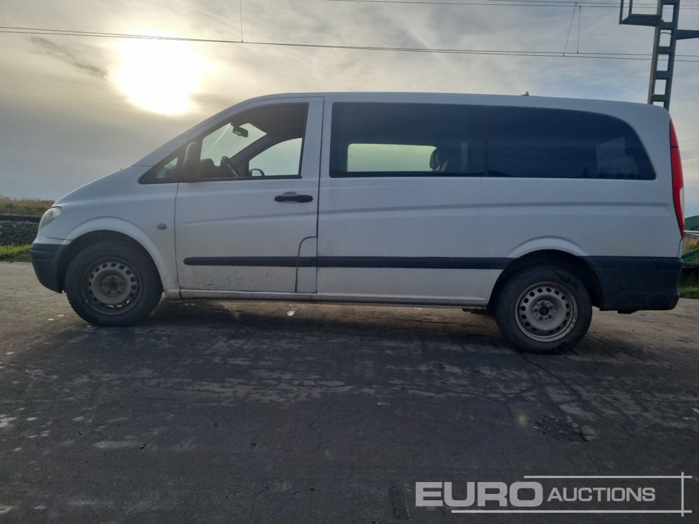 2005 Mercedes Benz Vito - الشاحنات الصغيرة كابينة مزدوجة: صورة 2 2005 Mercedes Benz Vito - الشاحنات الصغيرة كابينة مزدوجة: صورة 2