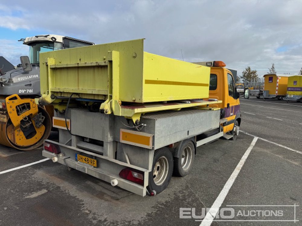 2005 Renault Mascott - شاحنة التوصيل: صورة 3 2005 Renault Mascott - شاحنة التوصيل: صورة 3