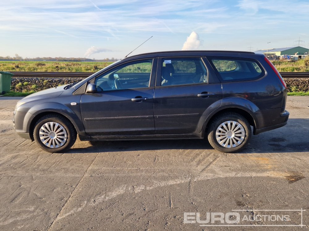 2007 Ford Focus - سيارة: صورة 2 2007 Ford Focus - سيارة: صورة 2