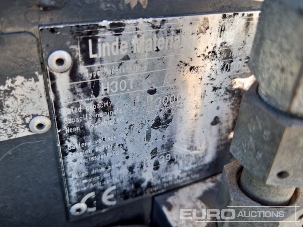 رافعة شوكية 2009 Linde H30T: صورة 27