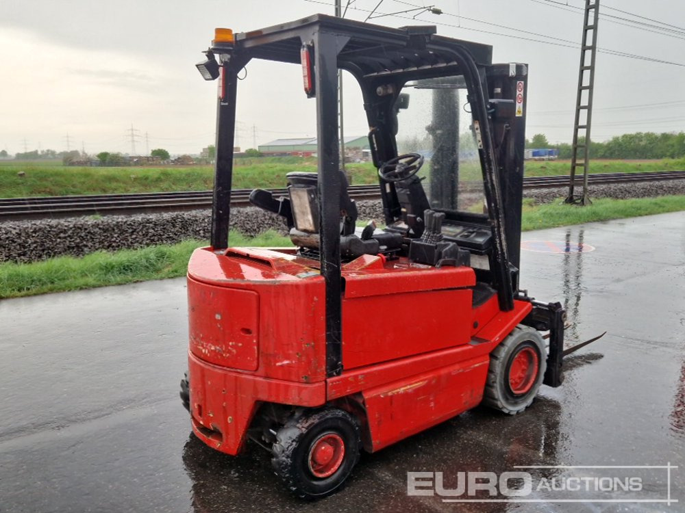 2009 Yale ERP25ALF - رافعة شوكية: صورة 4 2009 Yale ERP25ALF - رافعة شوكية: صورة 4