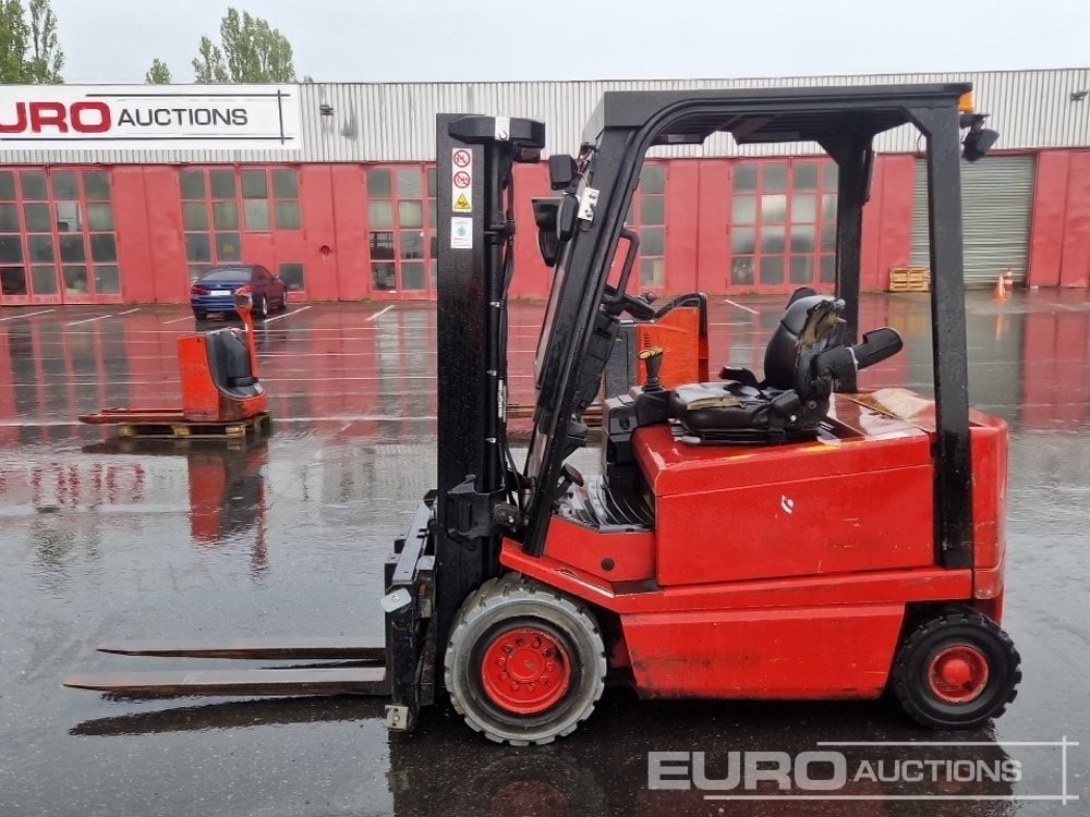 2009 Yale ERP25ALF - رافعة شوكية: صورة 2 2009 Yale ERP25ALF - رافعة شوكية: صورة 2