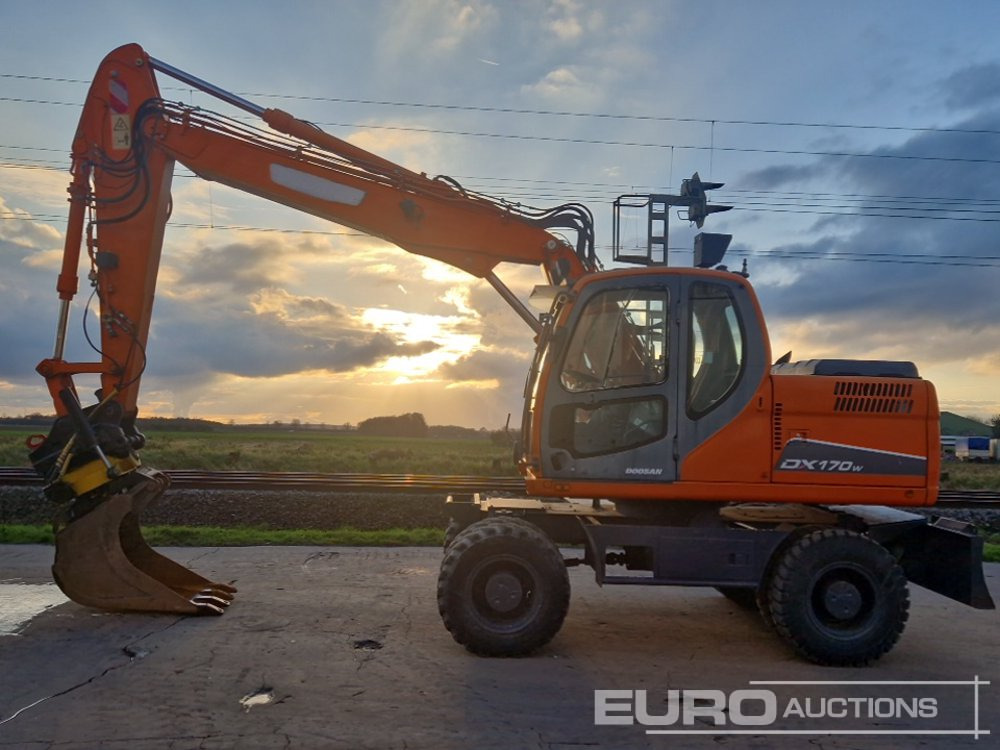 2010 Doosan DX170W - حفارة دولاب: صورة 2 2010 Doosan DX170W - حفارة دولاب: صورة 2