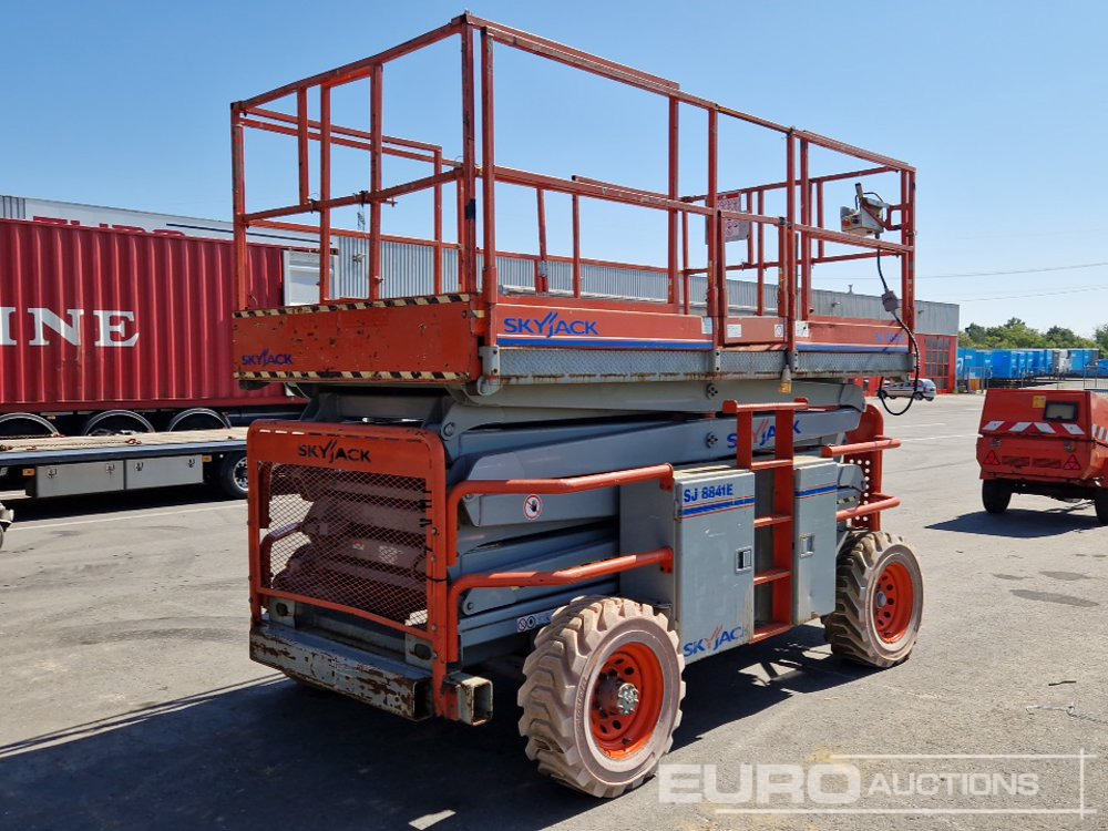 2010 SkyJack SJ8841ECE - معدات الوصول: صورة 4 2010 SkyJack SJ8841ECE - معدات الوصول: صورة 4