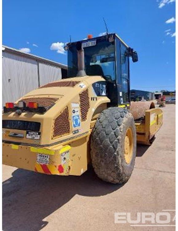 2012 CAT CP76XT - مدحلة: صورة 4 2012 CAT CP76XT - مدحلة: صورة 4