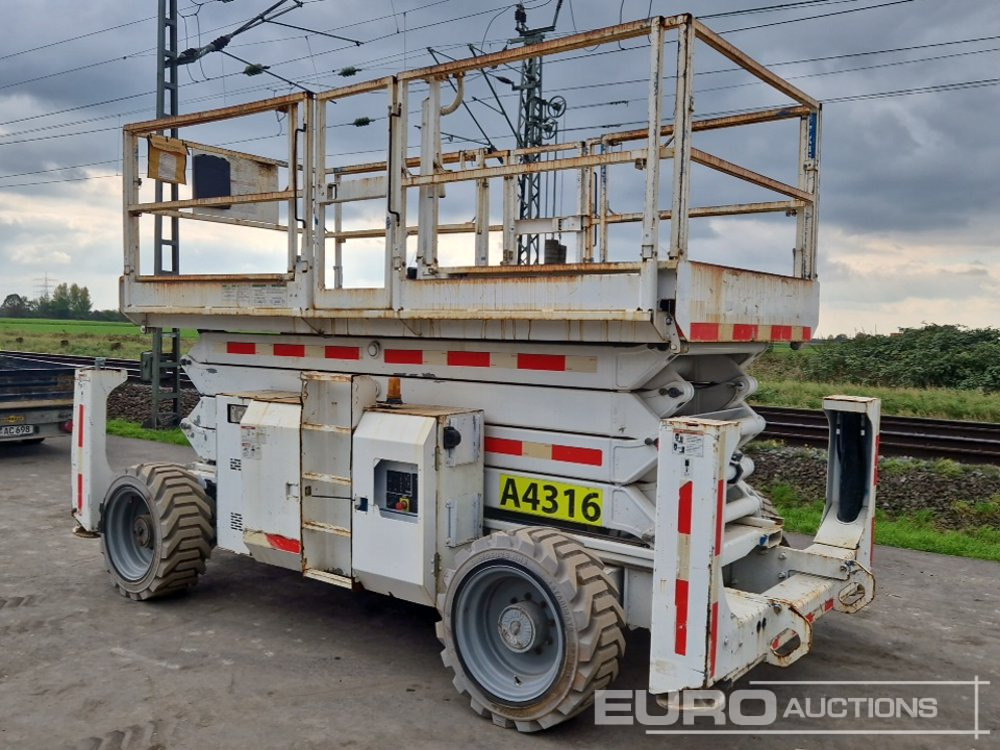 2012 Genie GS4390RT - رافعة هيدروليكية مقصية: صورة 3 2012 Genie GS4390RT - رافعة هيدروليكية مقصية: صورة 3