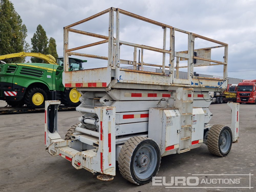 2012 Genie GS4390RT - رافعة هيدروليكية مقصية: صورة 4 2012 Genie GS4390RT - رافعة هيدروليكية مقصية: صورة 4