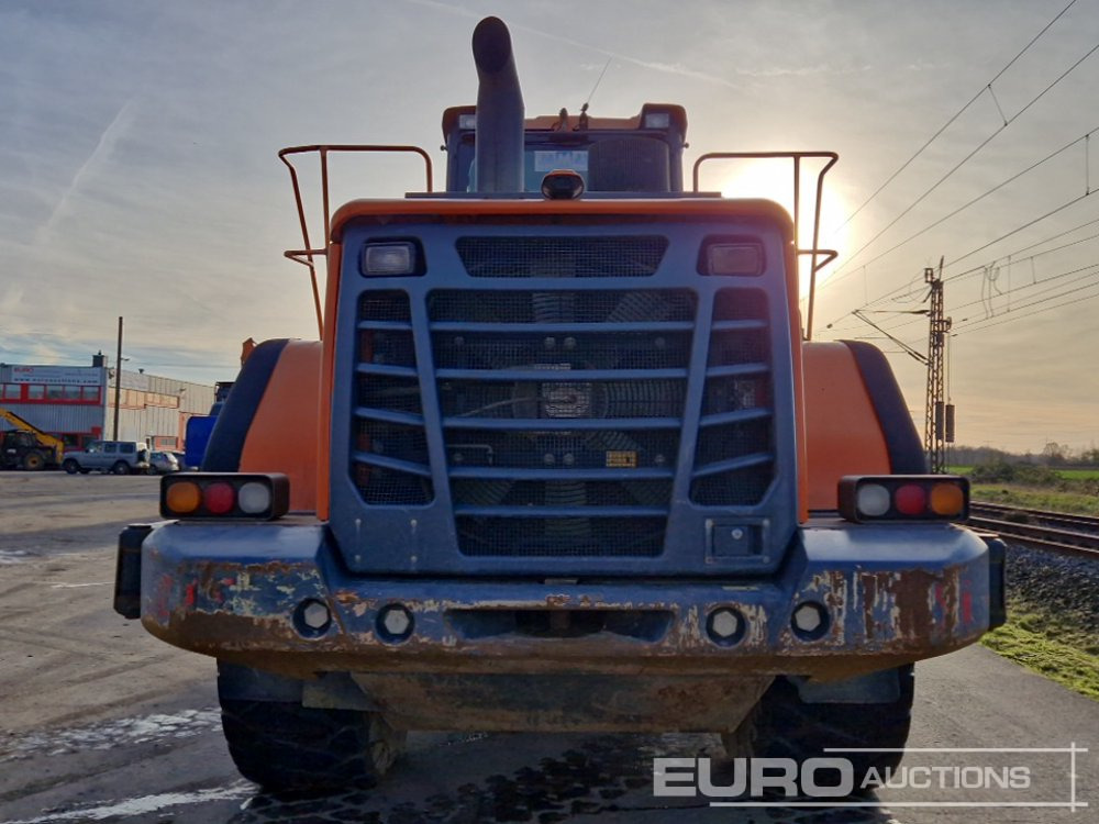 2013 Doosan DL420-3 - اللودر بعجل: صورة 4 2013 Doosan DL420-3 - اللودر بعجل: صورة 4