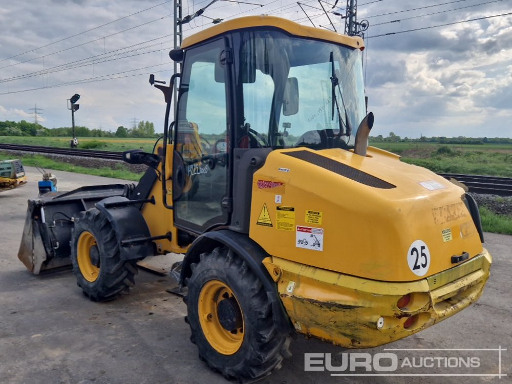 2013 JCB 406B - اللودر بعجل: صورة 3 2013 JCB 406B - اللودر بعجل: صورة 3