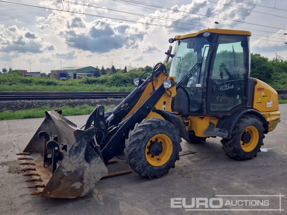 2013 JCB 406B - اللودر بعجل: صورة 1 2013 JCB 406B - اللودر بعجل: صورة 1