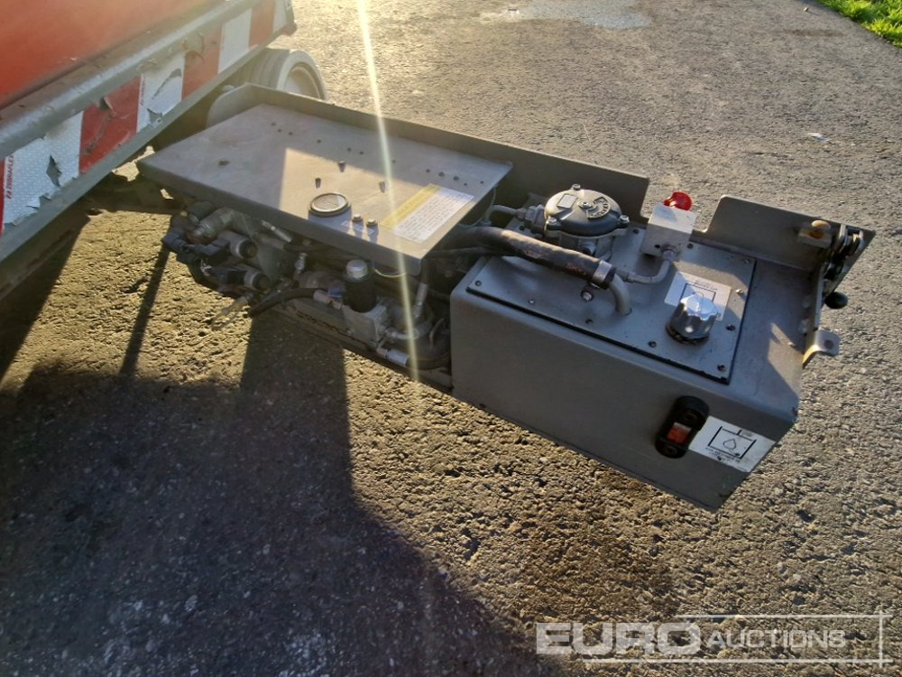 رافعة هيدروليكية مقصية 2013 SkyJack SJIII-3220: صورة 14