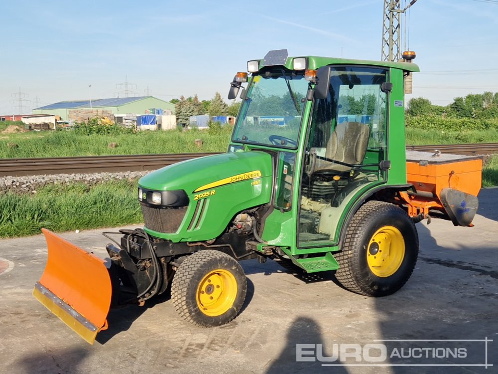 2014 John Deere 2025R - جرار: صورة 1 2014 John Deere 2025R - جرار: صورة 1