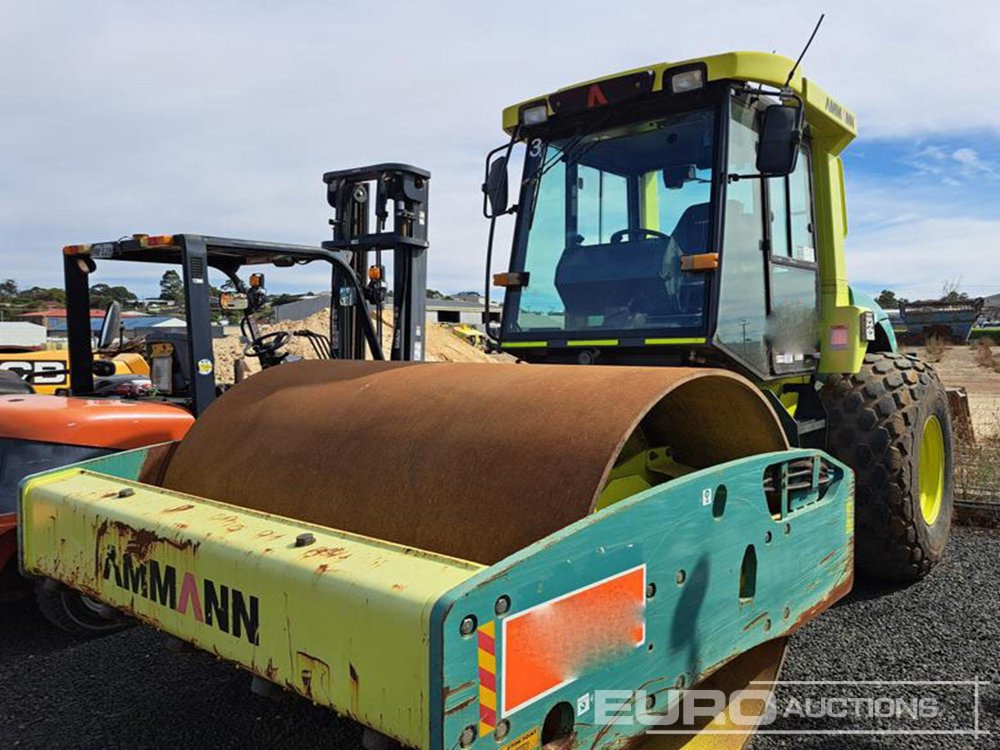2015 Ammann ASC110D - مدحلة: صورة 1 2015 Ammann ASC110D - مدحلة: صورة 1