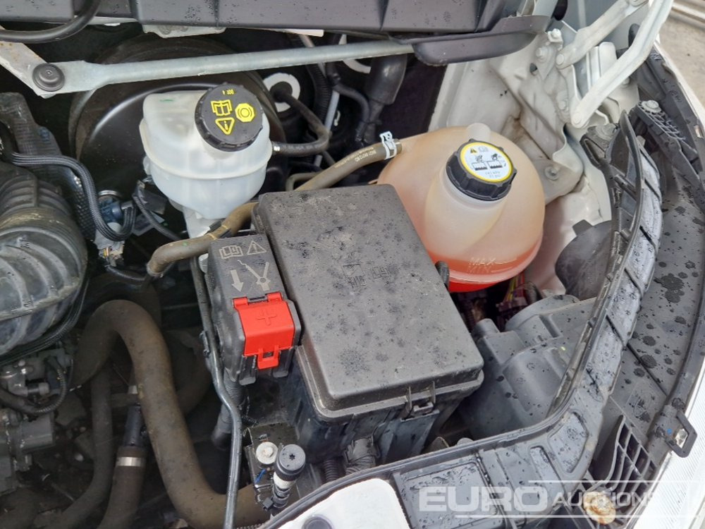 فان 2015 Ford Transit: صورة 16 فان 2015 Ford Transit: صورة 16