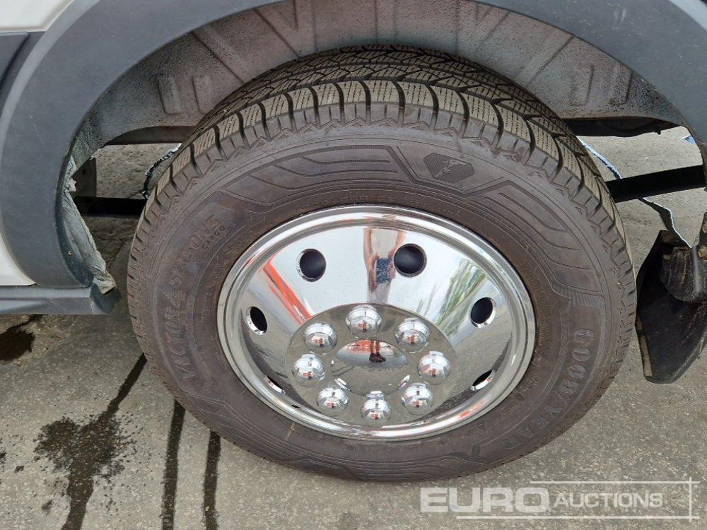 فان 2015 Ford Transit: صورة 11 فان 2015 Ford Transit: صورة 11