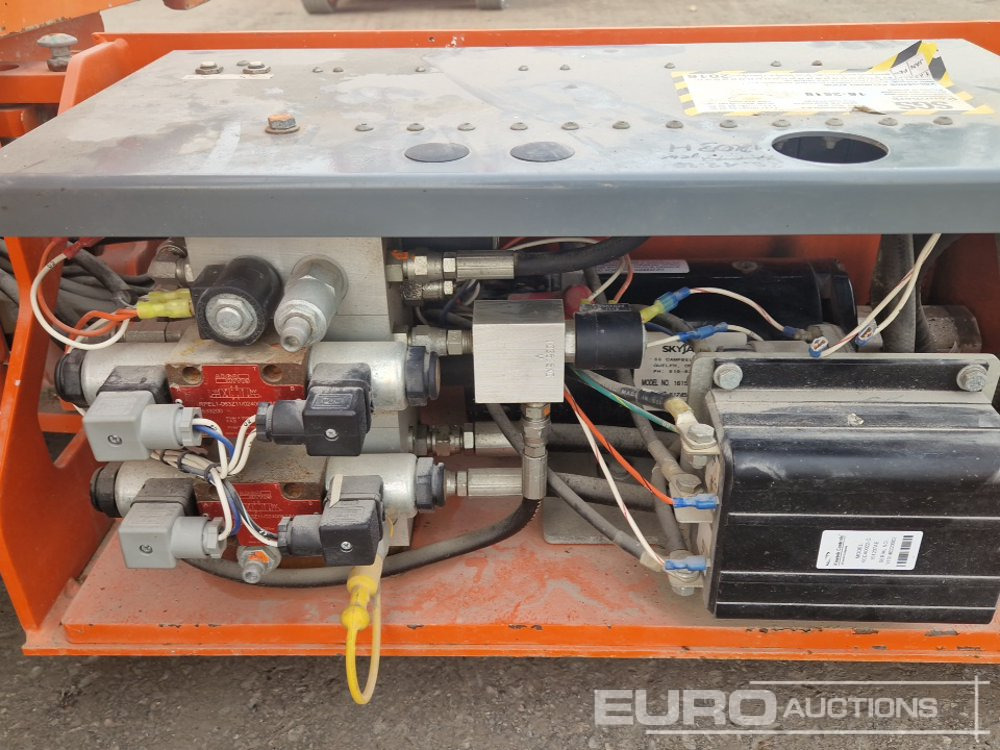 معدات الوصول 2015 SkyJack SJIII 3219: صورة 18