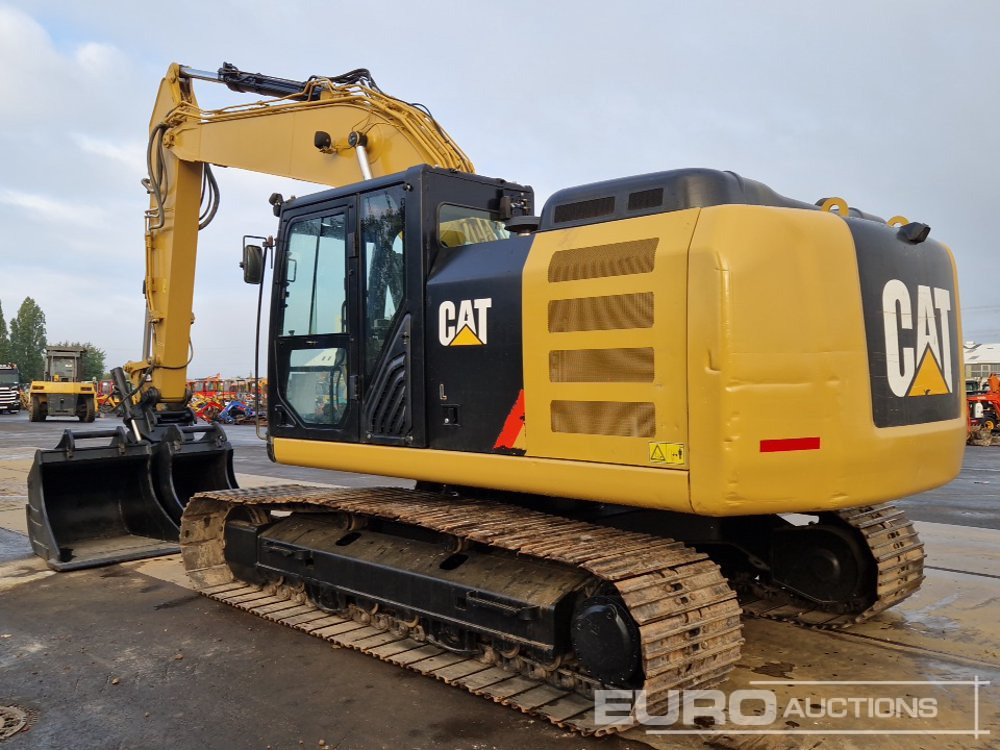 2017 CAT 320FL - حفار زحاف: صورة 3 2017 CAT 320FL - حفار زحاف: صورة 3