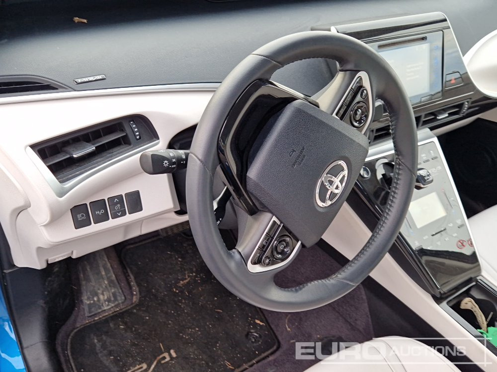 سيارة 2017 Toyota Mirai Fuel Cell, Hydrogen Hybrid, Automatic (German Reg. Docs. Available): صورة 31