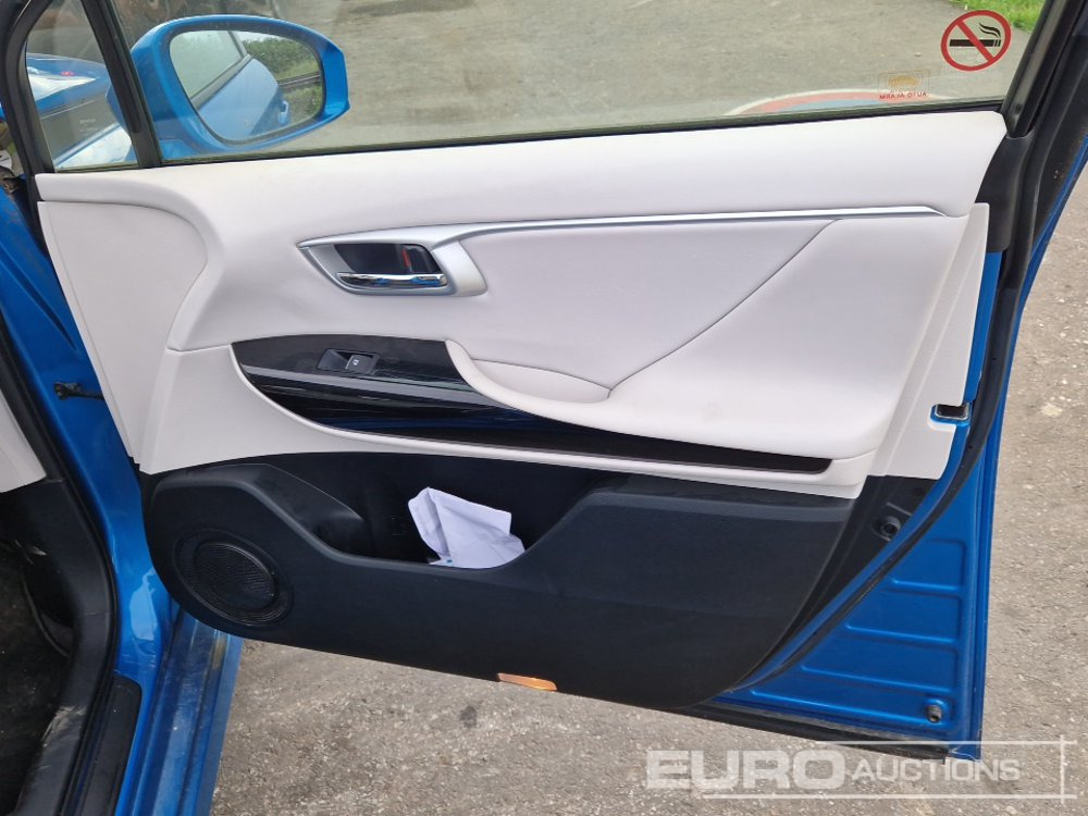 سيارة 2017 Toyota Mirai Fuel Cell, Hydrogen Hybrid, Automatic (German Reg. Docs. Available): صورة 27