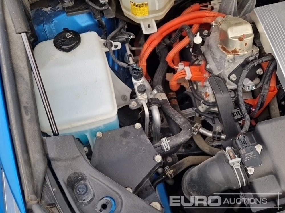 سيارة 2017 Toyota Mirai Fuel Cell, Hydrogen Hybrid, Automatic (German Reg. Docs. Available): صورة 15