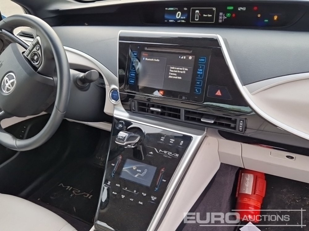 سيارة 2017 Toyota Mirai Fuel Cell, Hydrogen Hybrid, Automatic (German Reg. Docs. Available): صورة 32