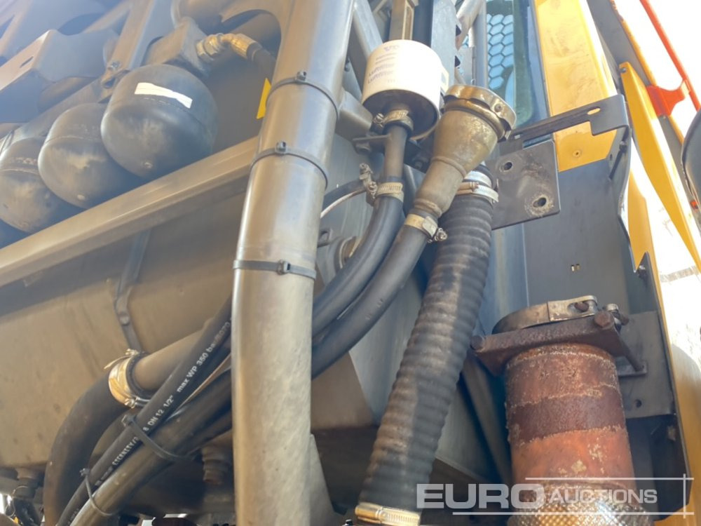 شاحنة قلاب مفصلية 2017 Volvo A40G: صورة 34