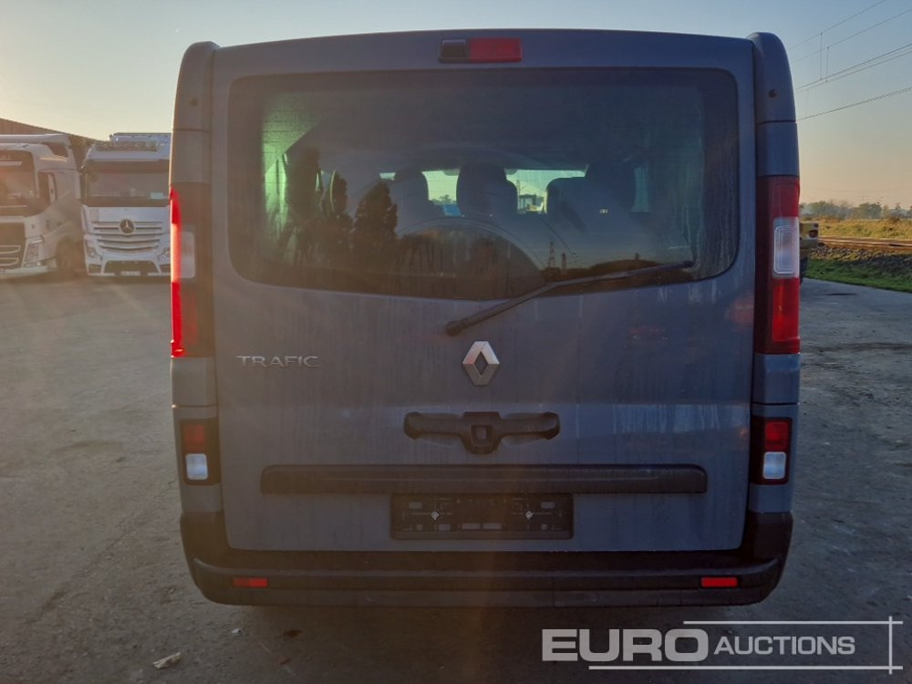 2022 Renault Trafic - حافلة صغيرة, ميكروباص: صورة 4 2022 Renault Trafic - حافلة صغيرة, ميكروباص: صورة 4