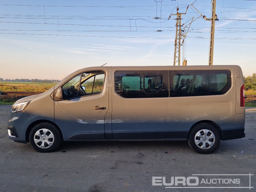 2022 Renault Trafic - حافلة صغيرة, ميكروباص: صورة 2 2022 Renault Trafic - حافلة صغيرة, ميكروباص: صورة 2