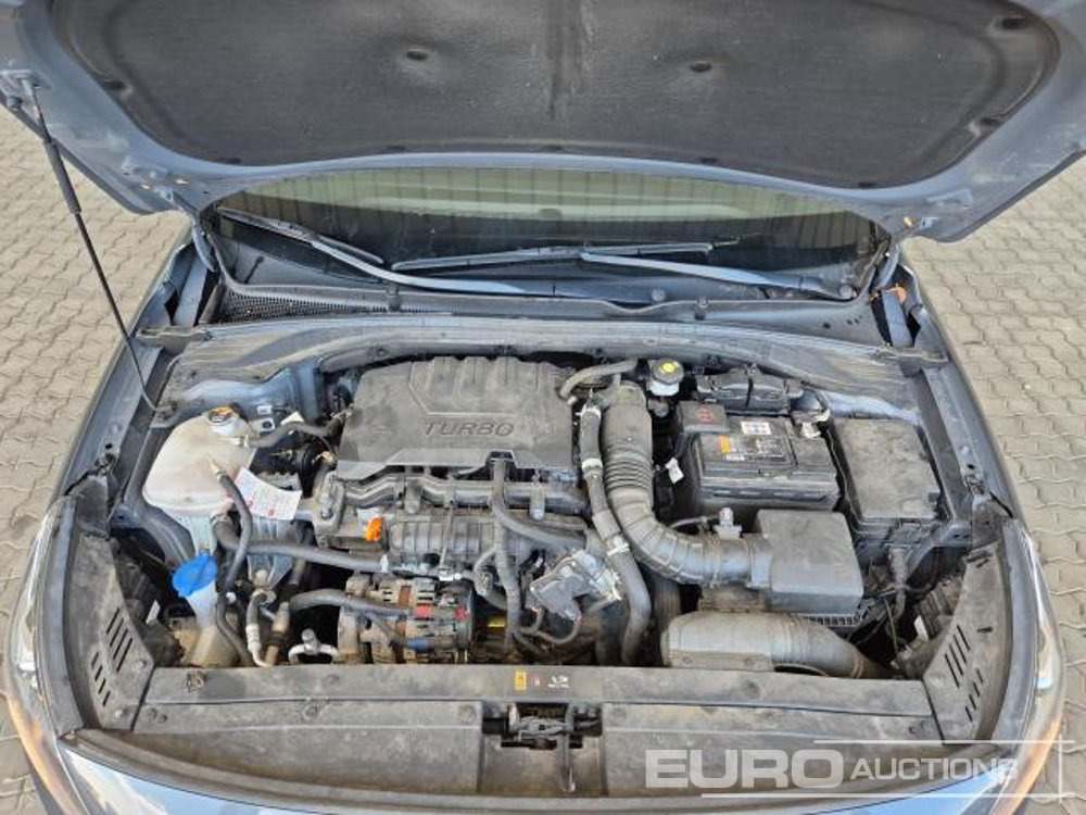 2023 Hyundai I30 - سيارة: صورة 4 2023 Hyundai I30 - سيارة: صورة 4