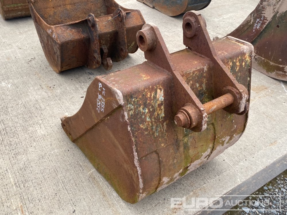 28" Digging Bucket 45mm Pin to suit 4-6 Ton Excavator - بكت: صورة 3 28" Digging Bucket 45mm Pin to suit 4-6 Ton Excavator - بكت: صورة 3