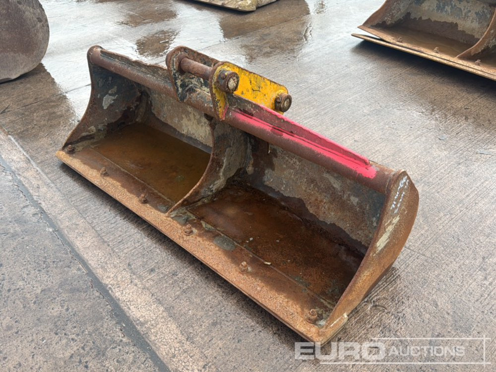 60" Strickland Ditching Bucket 45mm Pin to suit 4-6 Ton Excavator - بكت: صورة 1 60" Strickland Ditching Bucket 45mm Pin to suit 4-6 Ton Excavator - بكت: صورة 1