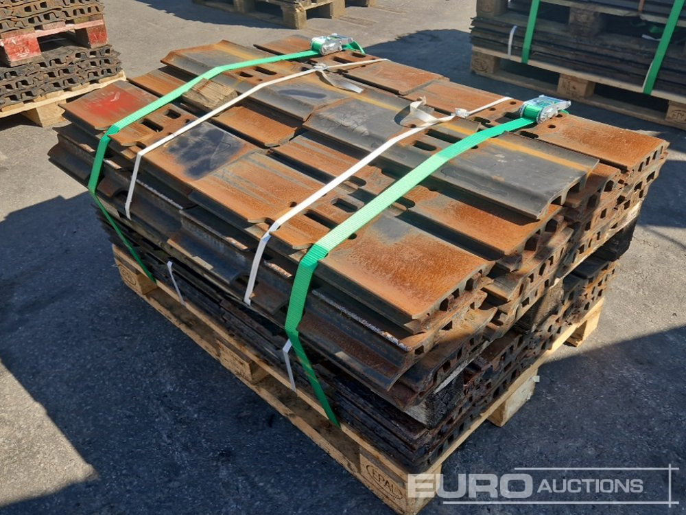 600mm Steel Plates to suit Komatsu PC210 - قطع غيار - حفارة: صورة 3 600mm Steel Plates to suit Komatsu PC210 - قطع غيار - حفارة: صورة 3