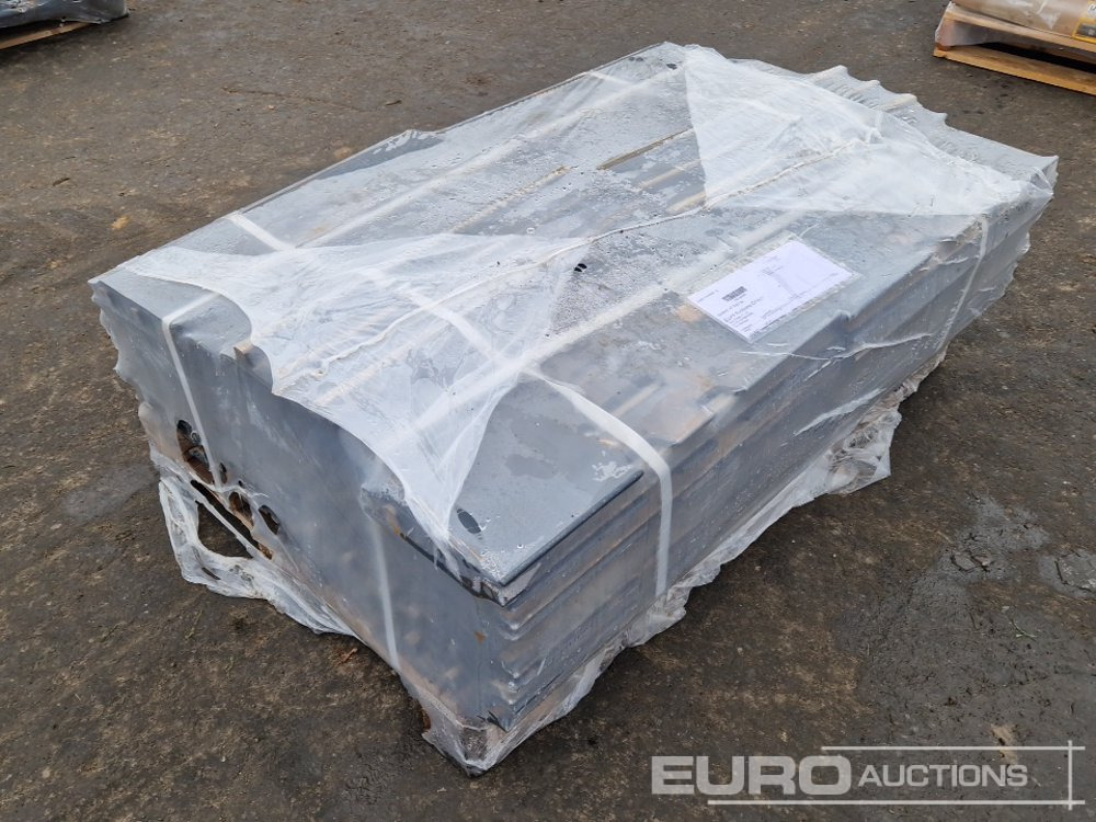 600mm Steel Tracks - قطع غيار - حفارة: صورة 2 600mm Steel Tracks - قطع غيار - حفارة: صورة 2